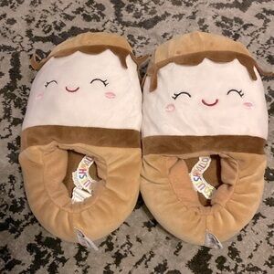 Squish-mallow Slippers NWOB